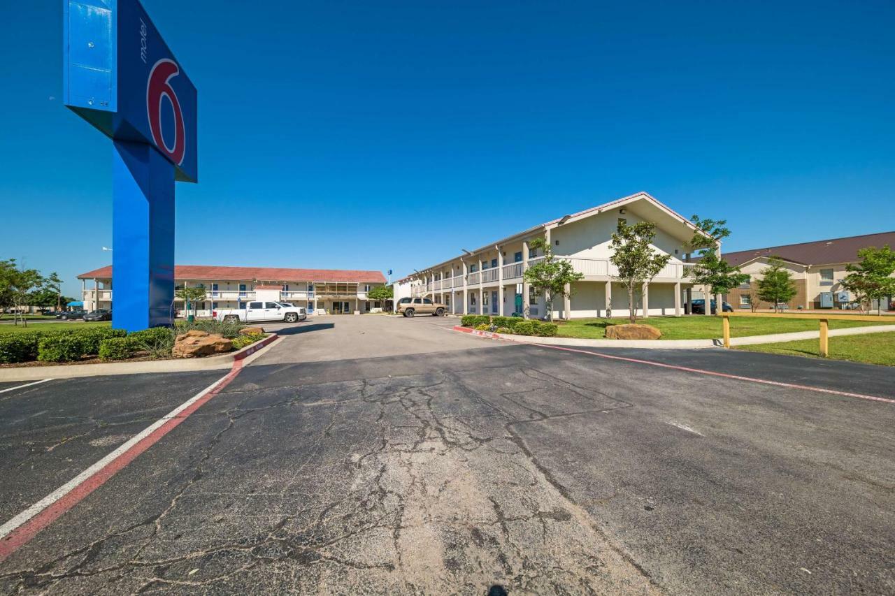 Motel 6-Dallas, Tx - Farmers Branch Exterior foto