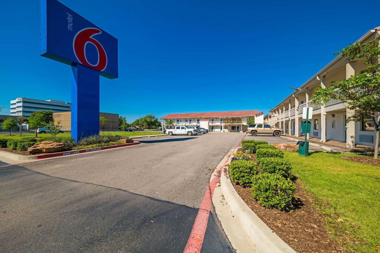 Motel 6-Dallas, Tx - Farmers Branch Exterior foto